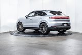 Certified 2024 Porsche Cayenne Coupe image 3