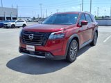 Used 2022 Nissan Pathfinder SL w/ Lighting Package (N92) image 2