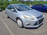Used 2013 Ford Focus SE w/ SE Winter Pkg image 3