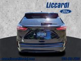 Used 2022 Ford Edge SE w/ Black Appearance Package image 3