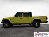 Used 2023 Jeep Gladiator Sport image 2