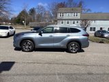Used 2021 Toyota Highlander XLE image 4