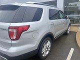 Used 2017 Ford Explorer Limited w/ Equipment Group 301A image 3