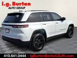 New 2025 Jeep Grand Cherokee Laredo image 4