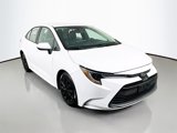 Used 2023 Toyota Corolla LE image 3
