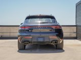 Certified 2022 Porsche Macan image 6