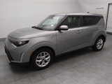 Used 2023 Kia Soul LX w/ LX Technology Package image 2