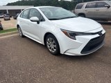 Used 2023 Toyota Corolla LE image 3