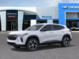 New 2025 Chevrolet Trax RS image 2