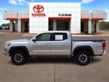 Used 2016 Toyota Tacoma TRD Off-Road image 3