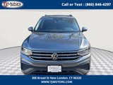 Used 2022 Volkswagen Tiguan SE image 2
