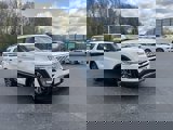 Used 2016 Ford Explorer Platinum image 2