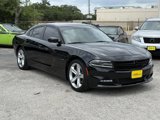 Used 2017 Dodge Charger R/T image 2