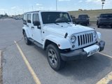 Used 2016 Jeep Wrangler Unlimited Sahara w/ Connectivity Group image 4