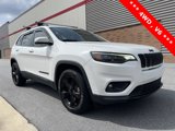 Used 2020 Jeep Cherokee Latitude Plus image 3