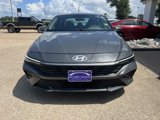 Used 2024 Hyundai Elantra SE image 5