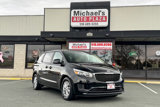 Used 2018 Kia Sedona LX image 2