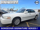 Used 2009 Lincoln Town Car Signature Limited image 4