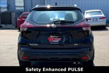 Used 2023 Nissan Kicks SV image 3