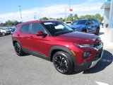 Used 2022 Chevrolet TrailBlazer LT w/ Driver Confidence Package image 3