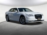 Used 2017 Chrysler 300 Limited w/ 300 Premium Group image 2