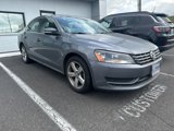 Used 2013 Volkswagen Passat TDI SE image 1