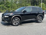 Used 2022 Nissan Rogue SV image 2