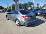 Used 2022 Toyota Corolla LE image 3