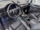 New 2025 Porsche Macan image 4