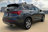 Used 2023 Hyundai Santa Fe SEL image 4