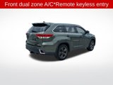 Used 2017 Toyota Highlander Limited Platinum image 5