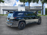 Used 2020 Chevrolet Traverse Premier w/ Redline Edition image 5