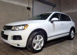 Used 2014 Volkswagen Touareg VR6 image 4