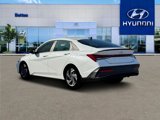 New 2025 Hyundai Elantra SEL image 5