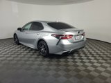 Used 2022 Toyota Camry SE image 6