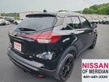 Used 2023 Nissan Kicks SV image 5