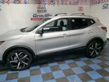 Used 2022 Nissan Rogue Sport SL image 2
