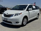 Used 2015 Toyota Sienna XLE image 3