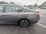 Used 2017 Honda Accord EX image 4