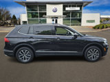 Used 2020 Volkswagen Tiguan SE w/ Panoramic Sunroof Package image 5