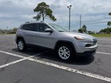 Used 2018 Jeep Cherokee Latitude image 4