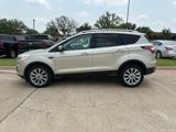 Used 2017 Ford Escape Titanium image 2