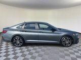 Used 2024 Volkswagen Jetta Sport image 2