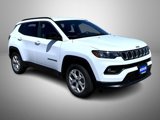 New 2025 Jeep Compass Latitude image 3