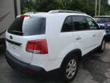 Used 2011 Kia Sorento LX w/ Convenience Pkg image 4