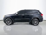 Used 2017 Jeep Grand Cherokee Limited w/ Luxury Group II image 4