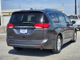 Used 2018 Chrysler Pacifica Touring-L Plus image 5