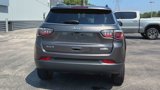 Used 2020 Jeep Compass Latitude image 3
