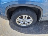 Used 2017 Volkswagen Tiguan Limited image 3