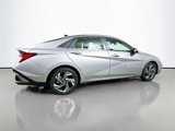 New 2025 Hyundai Elantra SEL image 6